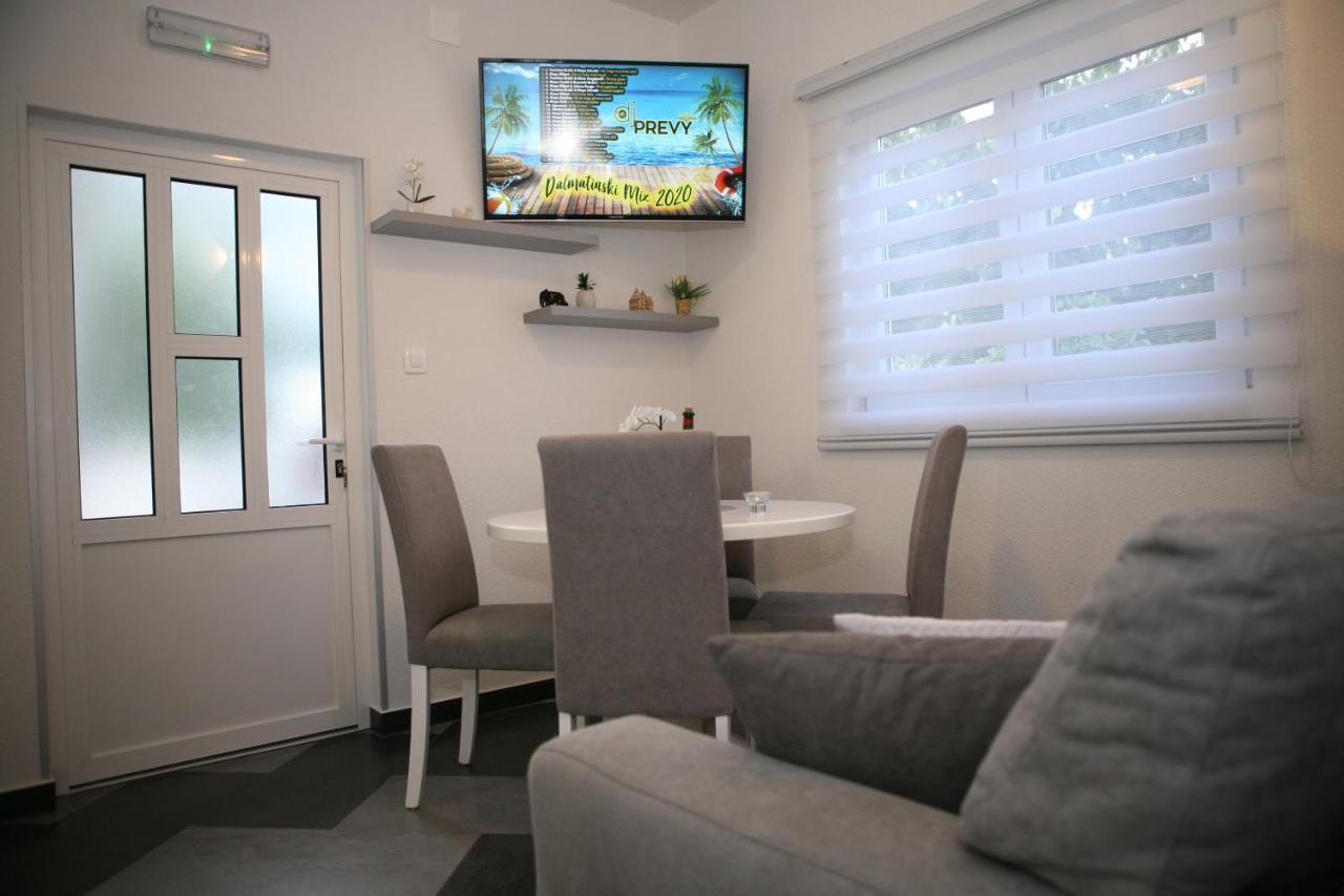 Apartments Old Town Trogir Bagian luar foto